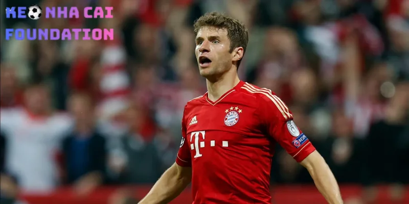 Thomas Müller kiến tạo bởi khả năng di chuyển thông minh