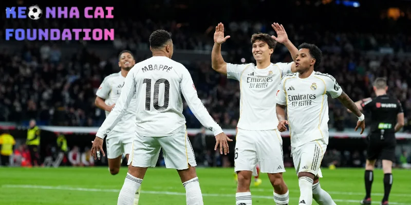 Top 5 CLB Ghi Nhiều Bàn Thắng Nhất Lịch Sử Một Mùa Giải